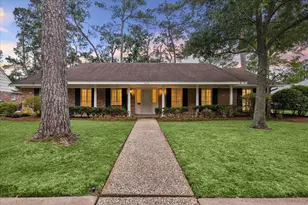 12419 Overcup Dr, Houston, TX 77024 - Photo 31