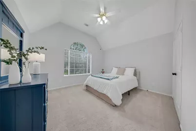 79 N Cochrans Green Circle, The Woodlands, TX 77381 - Photo 37