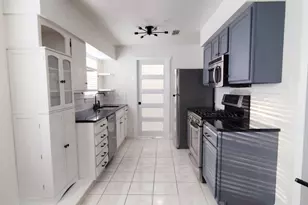 10510 Sierra Dr, Houston, TX 77051 - Photo 7