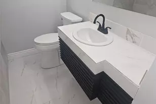 10510 Sierra Dr, Houston, TX 77051 - Photo 15