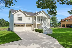 231 Ridge Cove Ln, Coldspring, TX 77331 - Photo 1