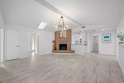 7603 Beech Cove Lane, Houston, TX 77072 - Photo 9