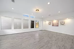 7603 Beech Cove Ln, Houston, TX 77072 - Photo 17