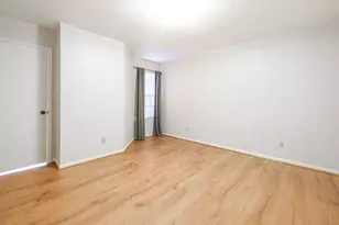 2750 Holly Hall St, Houston, TX 77054 - Photo 15