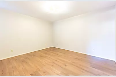 2750 Holly Hall Street #115, Houston, TX 77054 - Photo 13