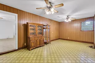 506 County Road 4580 S, Spurger, TX 77660 - Photo 13