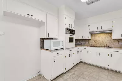 506 County Road 4580 S, Spurger, TX 77660 - Photo 11
