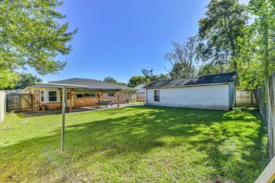405 Linda Lane, Friendswood, TX 77546 - Photo 29