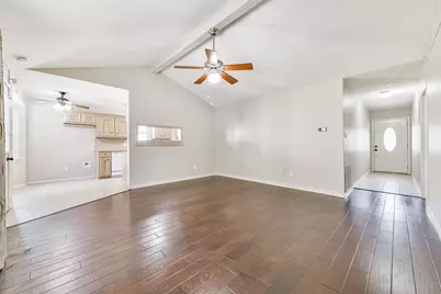 405 Linda Lane, Friendswood, TX 77546 - Photo 7