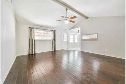 405 Linda Lane, Friendswood, TX 77546 - Photo 5