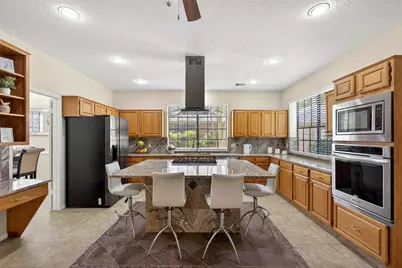 14 Treestar Place, The Woodlands, TX 77381 - Photo 9