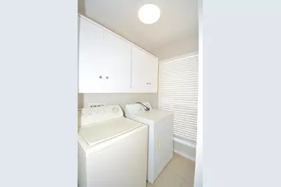 2121 Fountain View Drive #18, Houston, TX 77057 - Photo 11