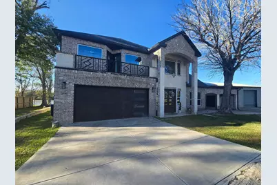 206 Elm Street, Highlands, TX 77562 - Photo 3