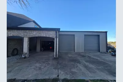 206 Elm Street, Highlands, TX 77562 - Photo 5