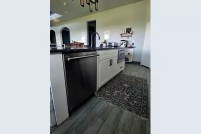 206 Elm Street, Highlands, TX 77562 - Photo 7