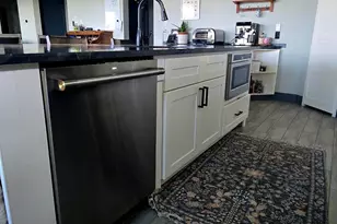 206 Elm St, Highlands, TX 77562 - Photo 7