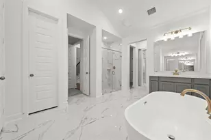 41703 Big Red Dr, Montgomery, TX 77316 - Photo 9