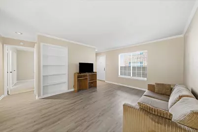 2350 Bering Drive #121, Houston, TX 77057 - Photo 1