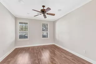 135 Low Country Ln, The Woodlands, TX 77380 - Photo 7