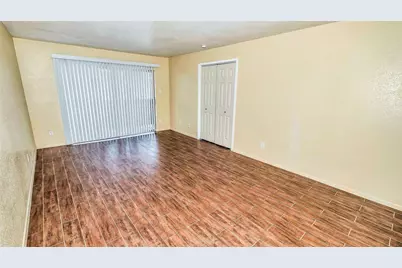 3035 Walnut Bend Lane #35, Houston, TX 77042 - Photo 5