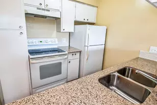 3035 Walnut Bend Ln, Houston, TX 77042 - Photo 11