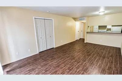 3035 Walnut Bend Lane #35, Houston, TX 77042 - Photo 9