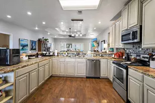 13659 Todd Rd, Winnie, TX 77665 - Photo 9