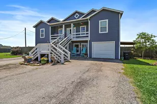 13659 Todd Rd, Winnie, TX 77665 - Photo 3