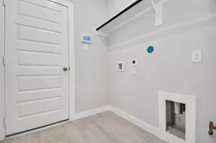 323 Ice Shr Trl, Dayton, TX 77535 - Photo 43