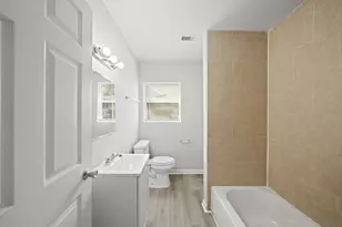 2253 Collier St, Houston, TX 77023 - Photo 9