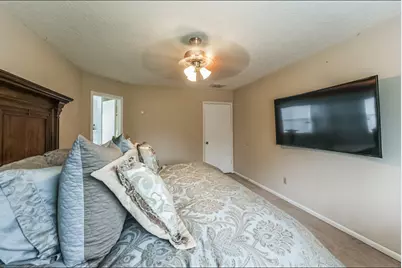 2306 Featherton Court, Sugar Land, TX 77478 - Photo 21