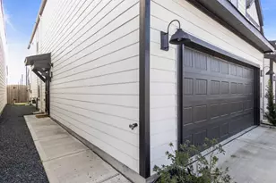 12233 City Rose Ct, Houston, TX 77047 - Photo 3