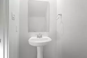 12233 City Rose Ct, Houston, TX 77047 - Photo 11