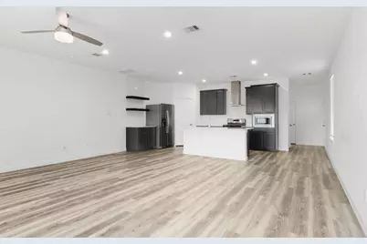 12233 City Rose Court, Houston, TX 77047 - Photo 9