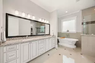 444 W 26th St, Houston, TX 77008 - Photo 17