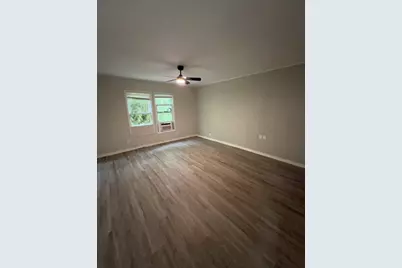 310 N Rockisland Street #3, Angleton, TX 77515 - Photo 3