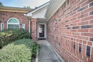 1514 New Cedars Dr, Houston, TX 77062 - Photo 3