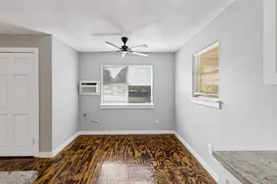 11806 E Jane Ln, Tomball, TX 77375 - Photo 3
