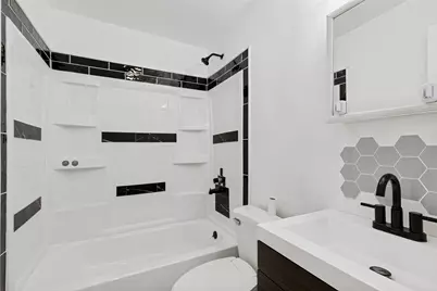 11806 E Jane Lane, Tomball, TX 77375 - Photo 13
