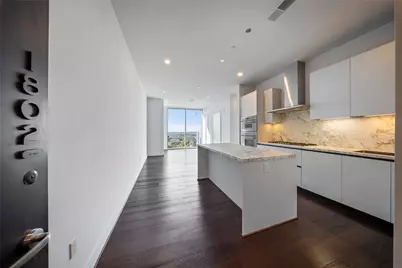 1711 Allen Parkway #1802, Houston, TX 77019 - Photo 1