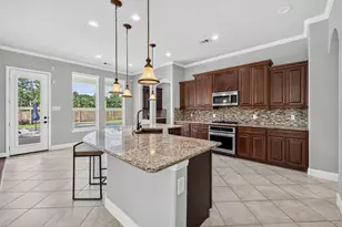 13407 Cameron Reach Dr, Tomball, TX 77377 - Photo 5