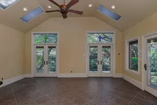 2 Wexford Ct, Houston, TX 77024 - Photo 47