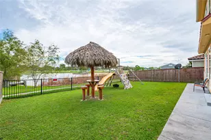 615 29th St, San Leon, TX 77539 - Photo 41