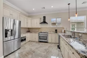 615 29th St, San Leon, TX 77539 - Photo 15