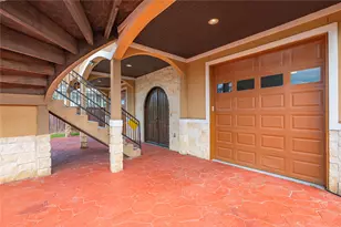 615 29th St, San Leon, TX 77539 - Photo 3