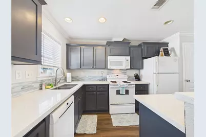 905 Meynig Drive, Crystal Beach, TX 77650 - Photo 17