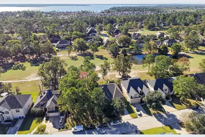 8402 Hunters Village Drive, Humble, TX 77346 - Photo 29