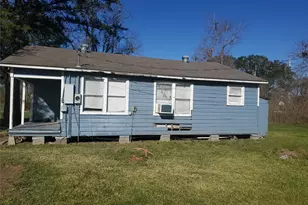 109 Carver St, West Columbia, TX 77486 - Photo 3