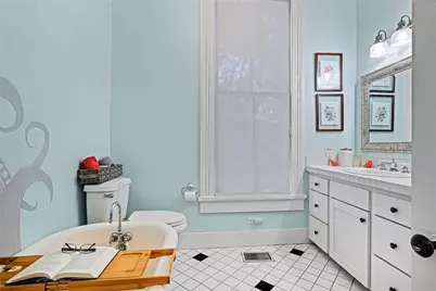 905 S Day Street, Brenham, TX 77833 - Photo 17