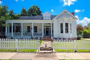 905 S Day St, Brenham, TX 77833 - Photo 1